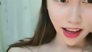 宅男打飞机福利最近勾搭的良家大奶妹男友不在家和我网