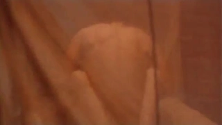 小姐姐逼紧人美床上淫叫